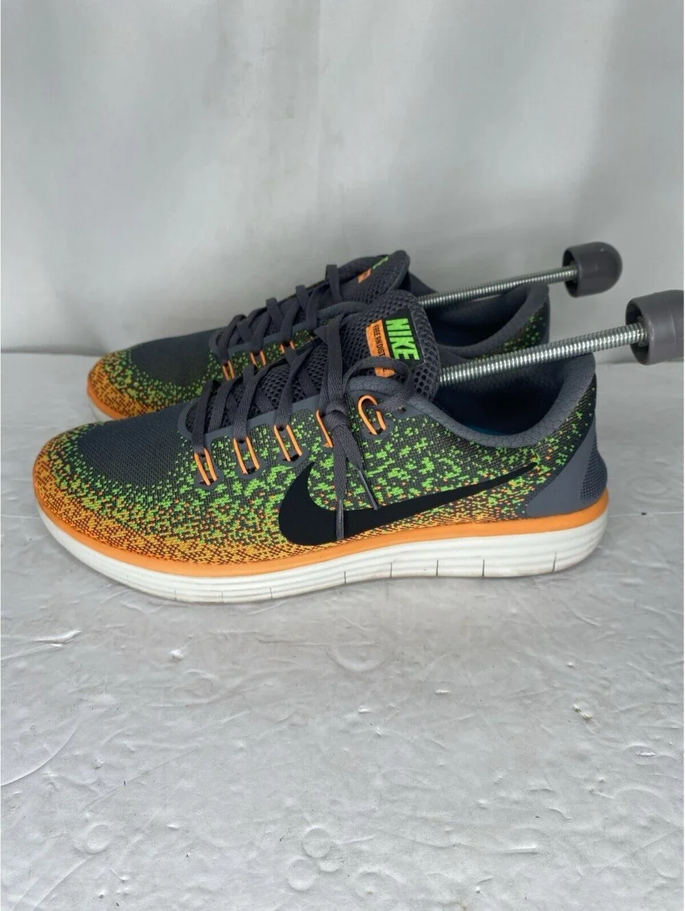 Nike product pair